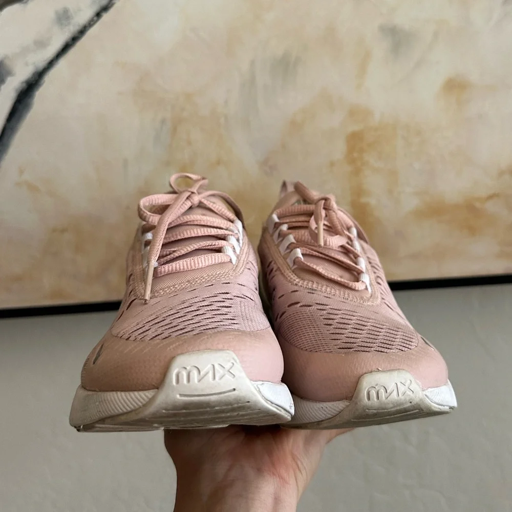 Nike Air Max 270 Women’s Size 7.5 - Picture 3 of 8